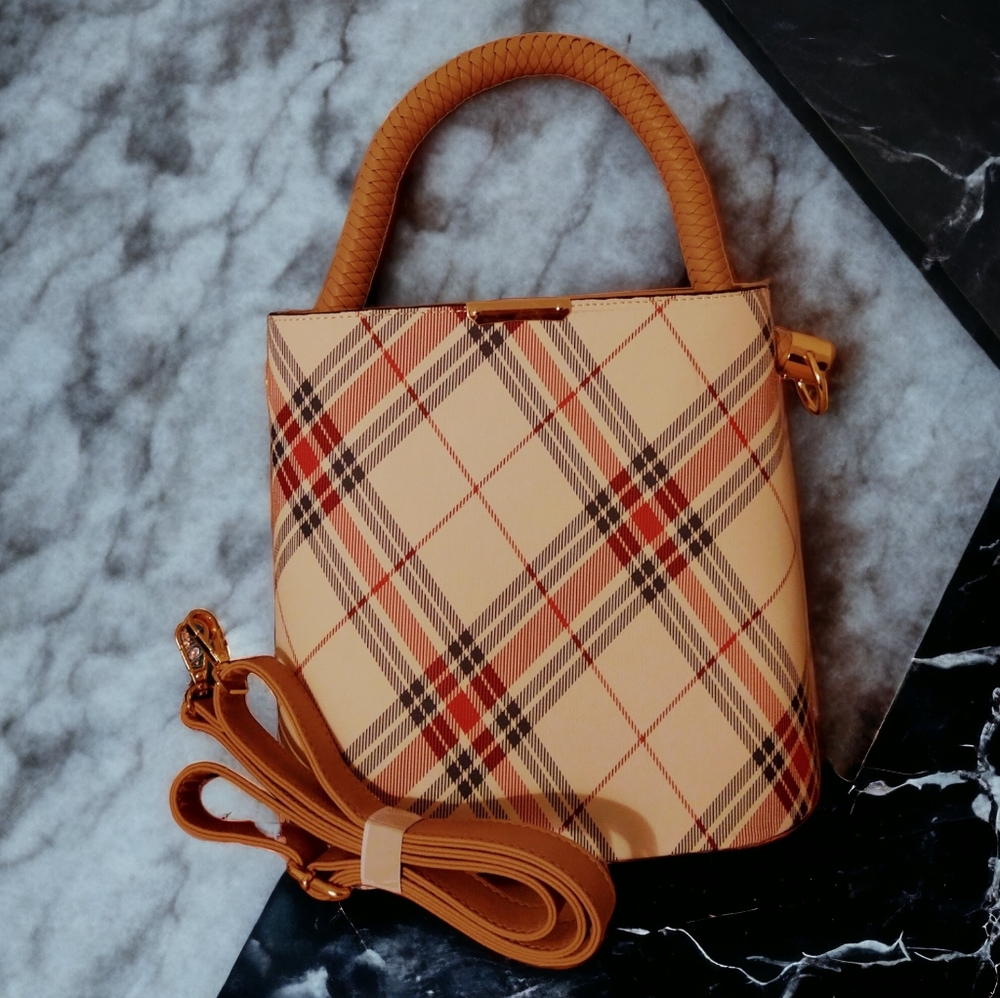 Unique Plaid Saffiano Texture Faux Leather and Linen Drawstring Bucket Bag